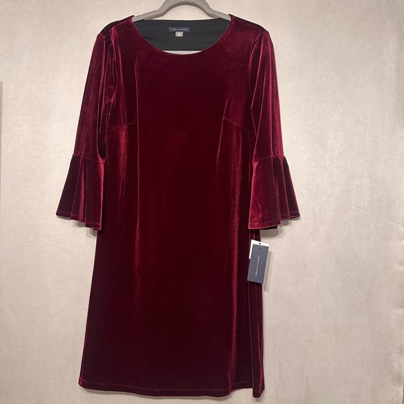 TOMMY HILFIGER Burgundy Velvet Bell Sleeve Size 12 - Picture 7 of 8